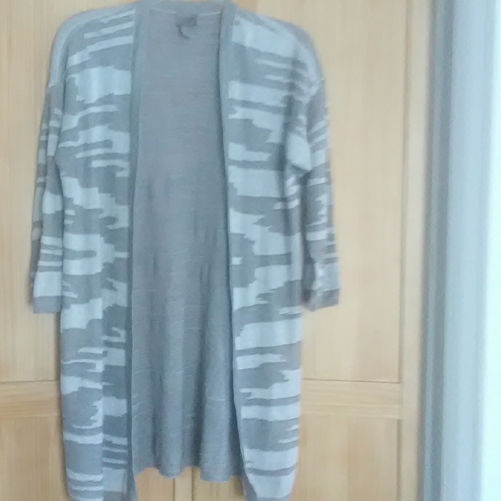 Chicos Easy Wear Tunic Cardigan Mocha cardigan Lgt